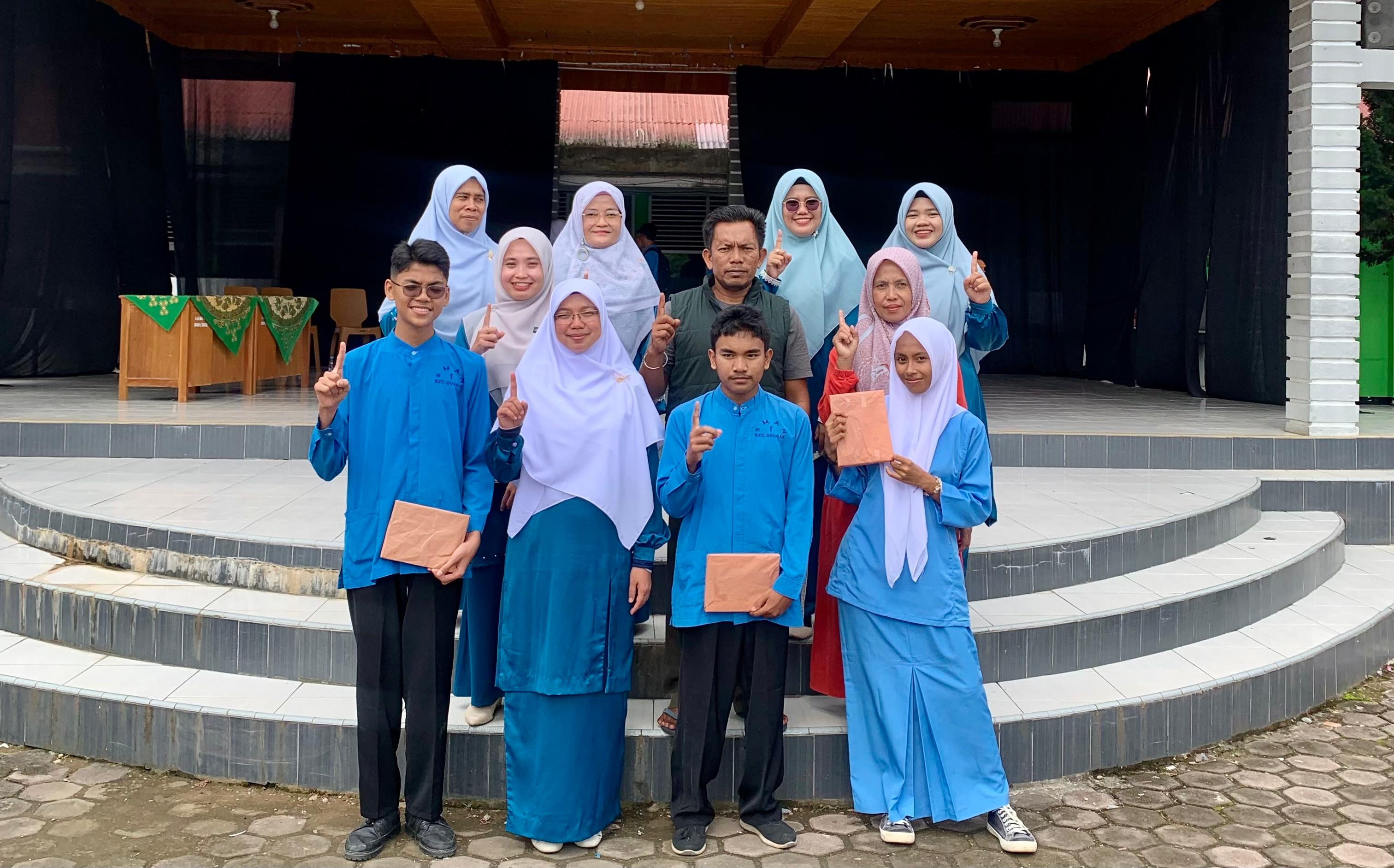 Penerimaan Rapor Semester I Tahun Ajaran 2025/2026