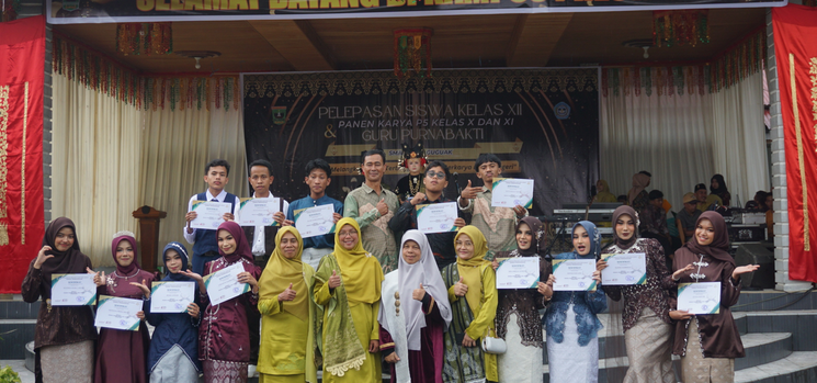 SMAN 1 Kecamatan Guguak Laksanakan Acara Pelepasan SMAN 1 Kecamatan Guguak Laksanakan Acara Pelepasan